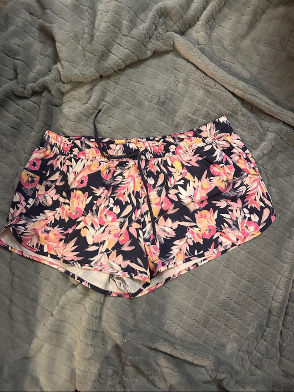 Columbia Floral Print Women's Drawstring Shorts XXL